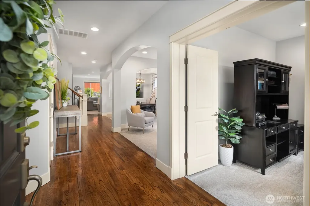 24816 SE 17th Place Sammamish WA 98075