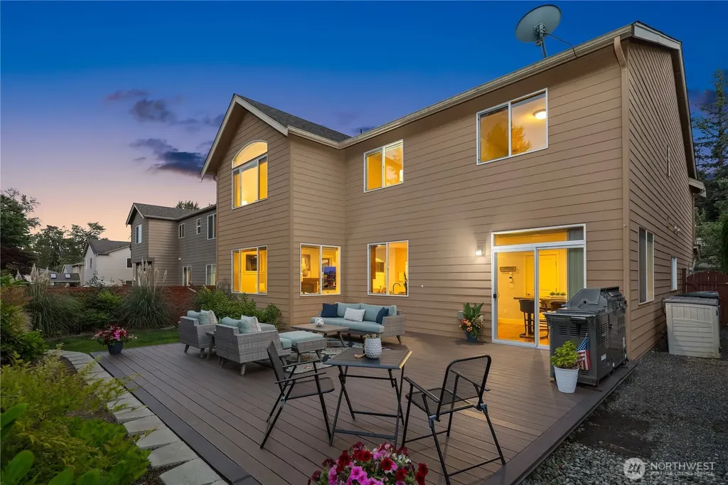 24816 SE 17th Place Sammamish WA 98075