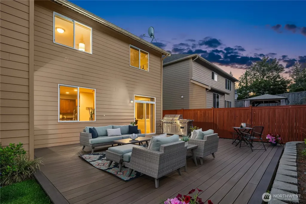 24816 SE 17th Place Sammamish WA 98075