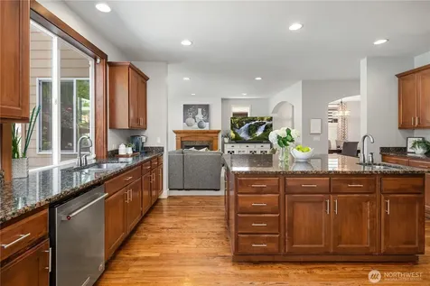 24816 SE 17th Place Sammamish WA 98075
