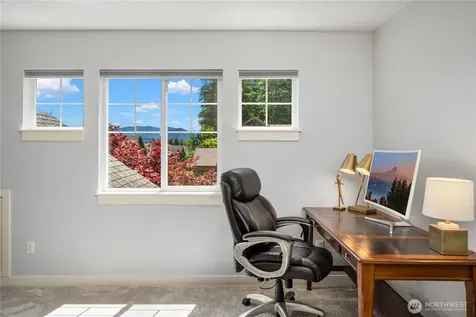 24816 SE 17th Place Sammamish WA 98075