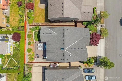 24816 SE 17th Place Sammamish WA 98075