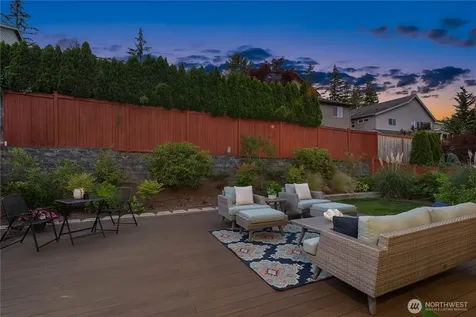 24816 SE 17th Place Sammamish WA 98075