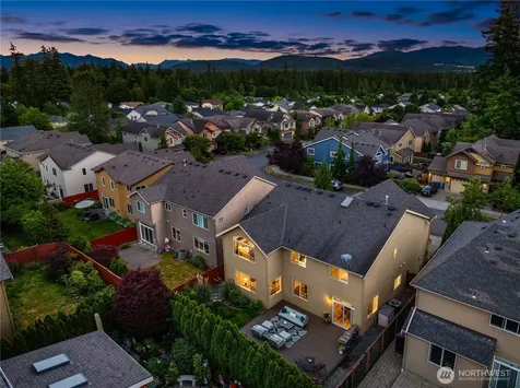 24816 SE 17th Place Sammamish WA 98075