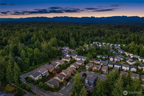 24816 SE 17th Place Sammamish WA 98075