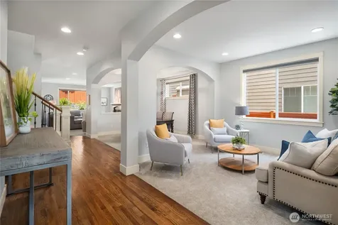 24816 SE 17th Place Sammamish WA 98075
