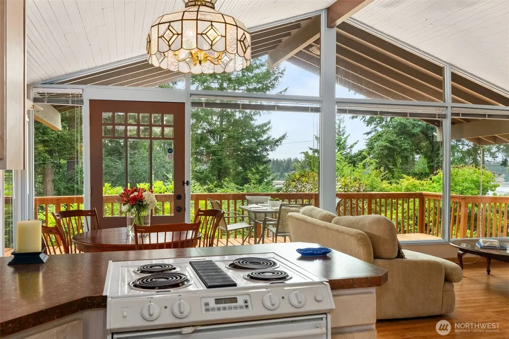 120 E Dana Drive Shelton WA 98584
