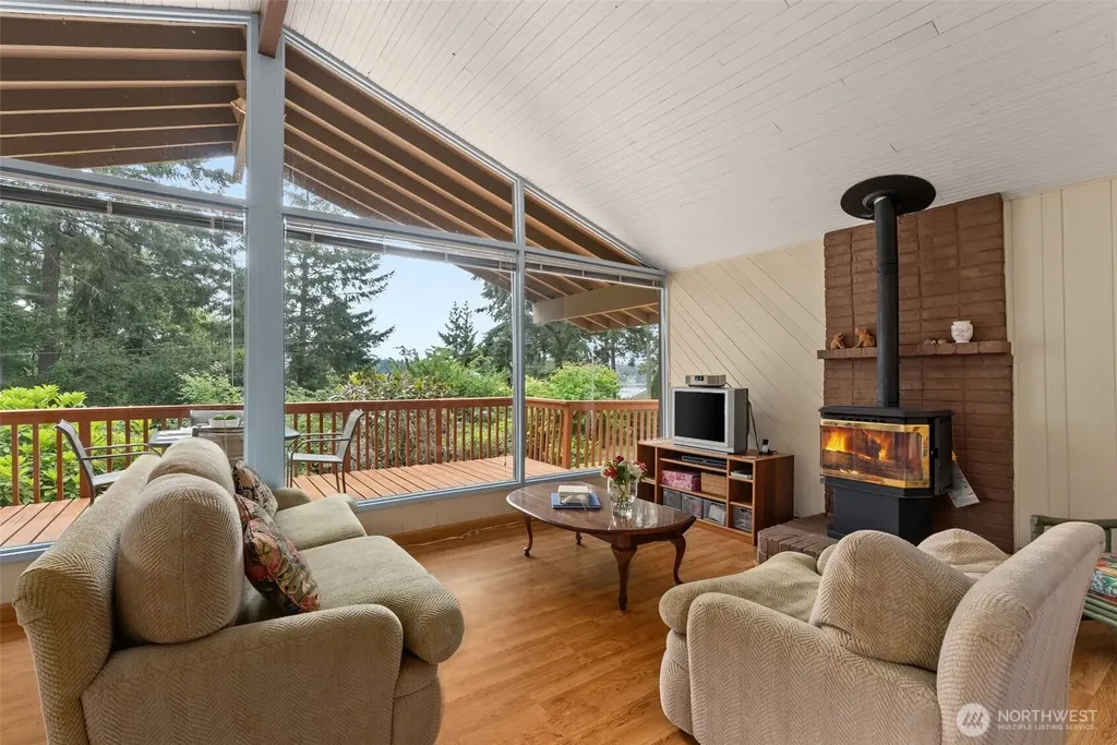 120 E Dana Drive Shelton WA 98584
