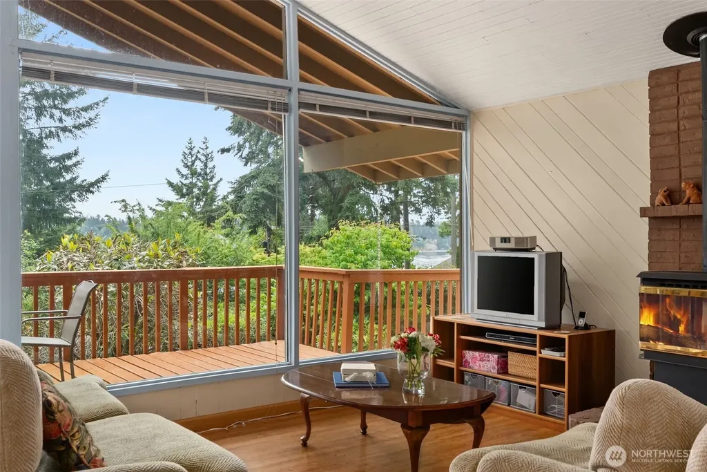 120 E Dana Drive Shelton WA 98584
