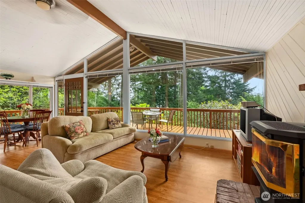 120 E Dana Drive Shelton WA 98584