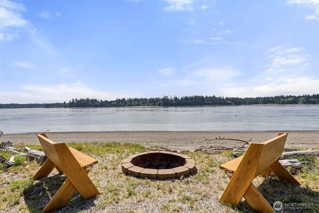 120 E Dana Drive Shelton WA 98584