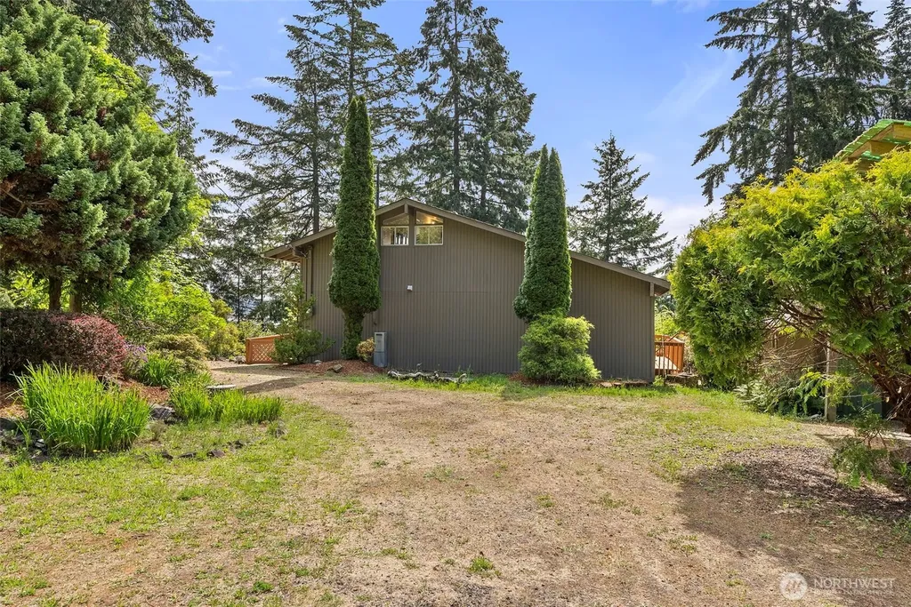 120 E Dana Drive Shelton WA 98584