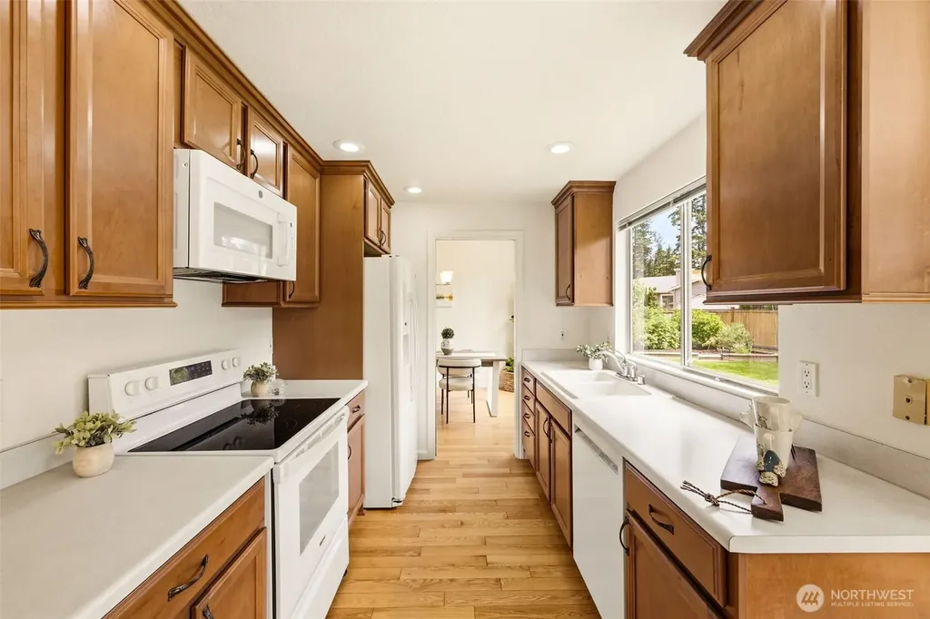 19030 SE 270th Court Covington WA 98042