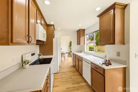 19030 SE 270th Court Covington WA 98042