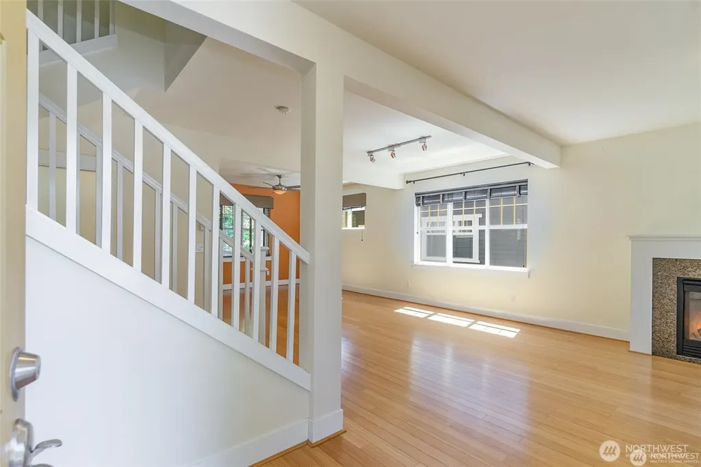1774 25th Avenue NE Issaquah WA 98029