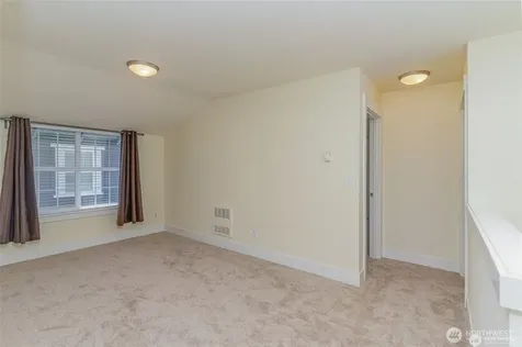 1774 25th Avenue NE Issaquah WA 98029