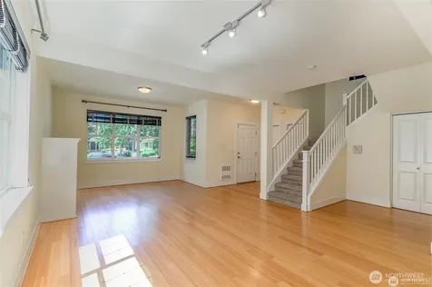 1774 25th Avenue NE Issaquah WA 98029