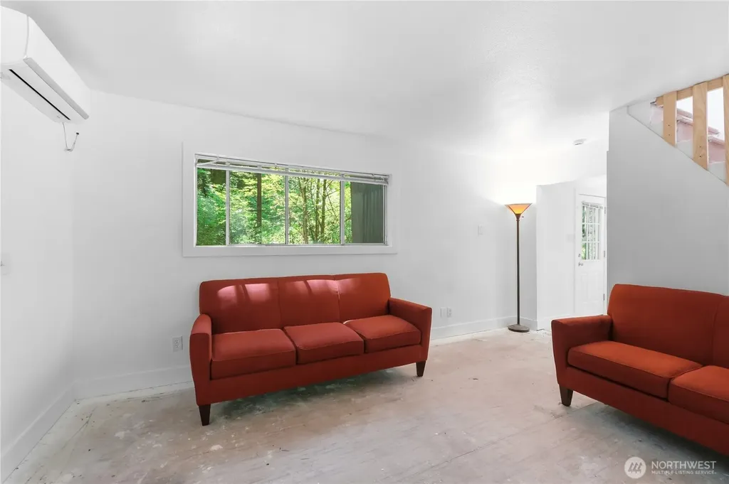 5618 NE Arrowhead Place Poulsbo WA 98370