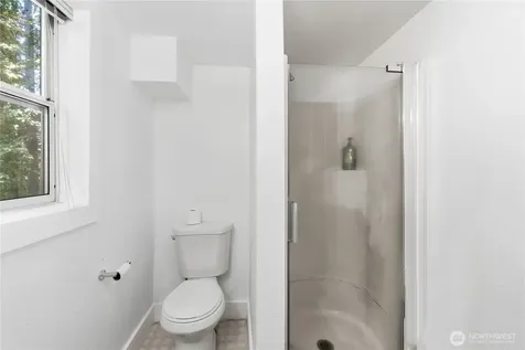 5618 NE Arrowhead Place Poulsbo WA 98370