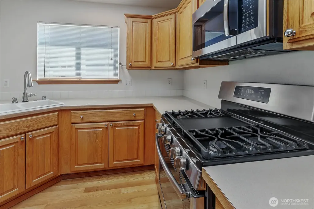 12618 Naomilawn Drive SW Lakewood WA 98498