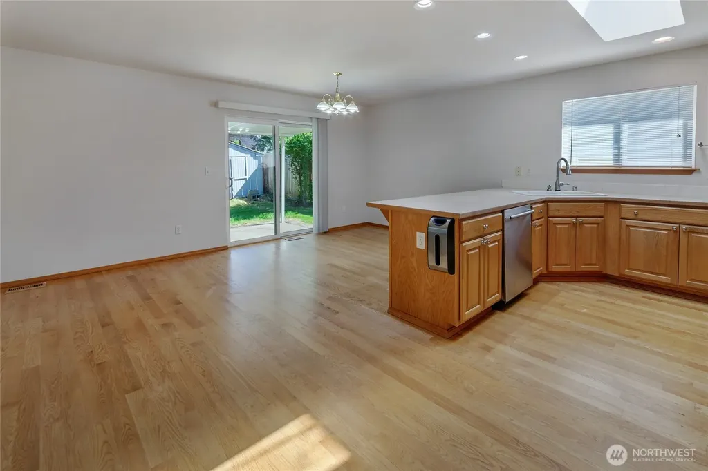 12618 Naomilawn Drive SW Lakewood WA 98498