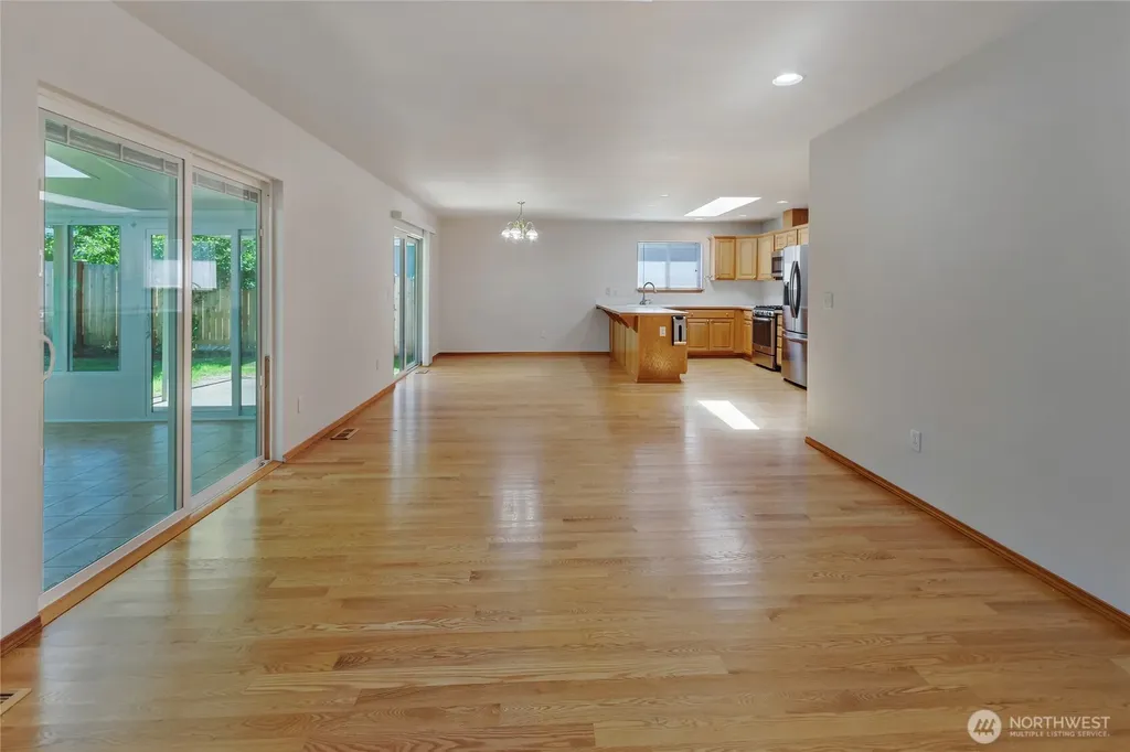12618 Naomilawn Drive SW Lakewood WA 98498
