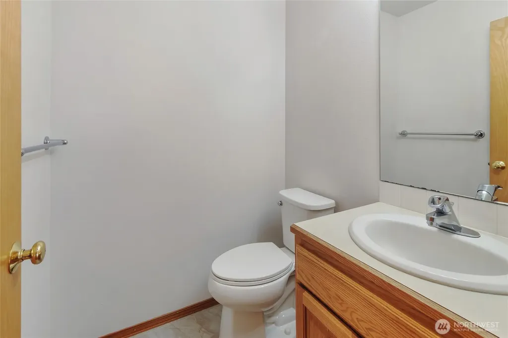 12618 Naomilawn Drive SW Lakewood WA 98498