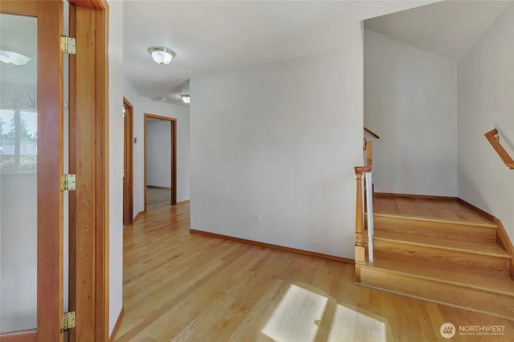 12618 Naomilawn Drive SW Lakewood WA 98498