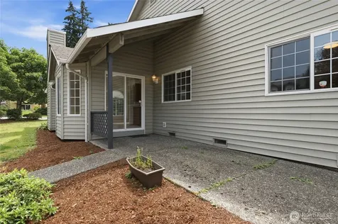 16616 37th Place W Lynnwood WA 98037