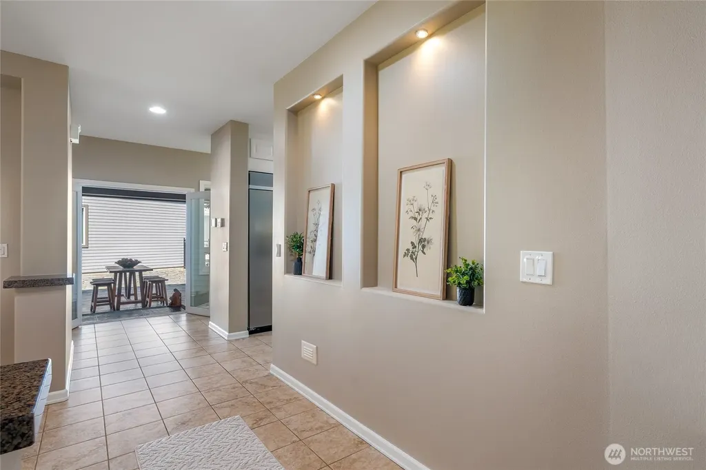 18330 SE 195th Place Renton WA 98058