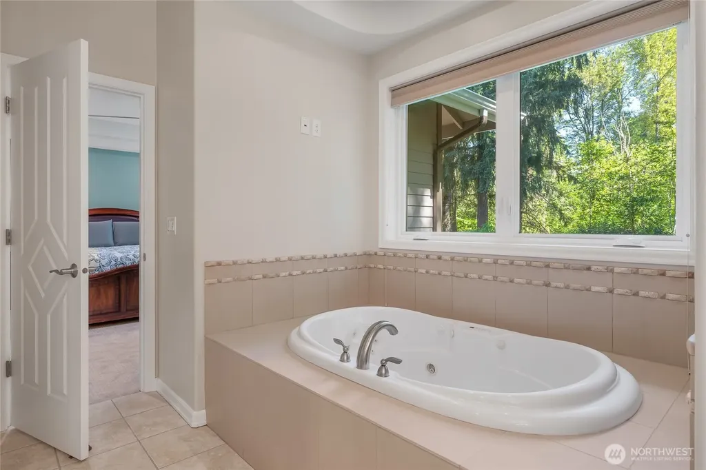 18330 SE 195th Place Renton WA 98058