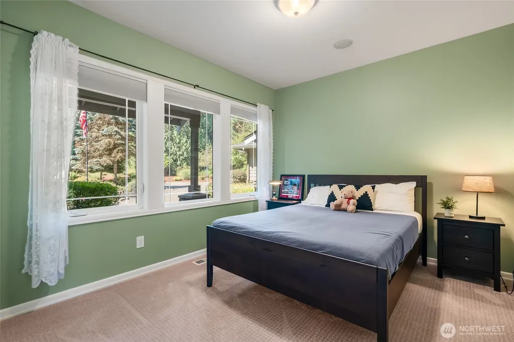 18330 SE 195th Place Renton WA 98058