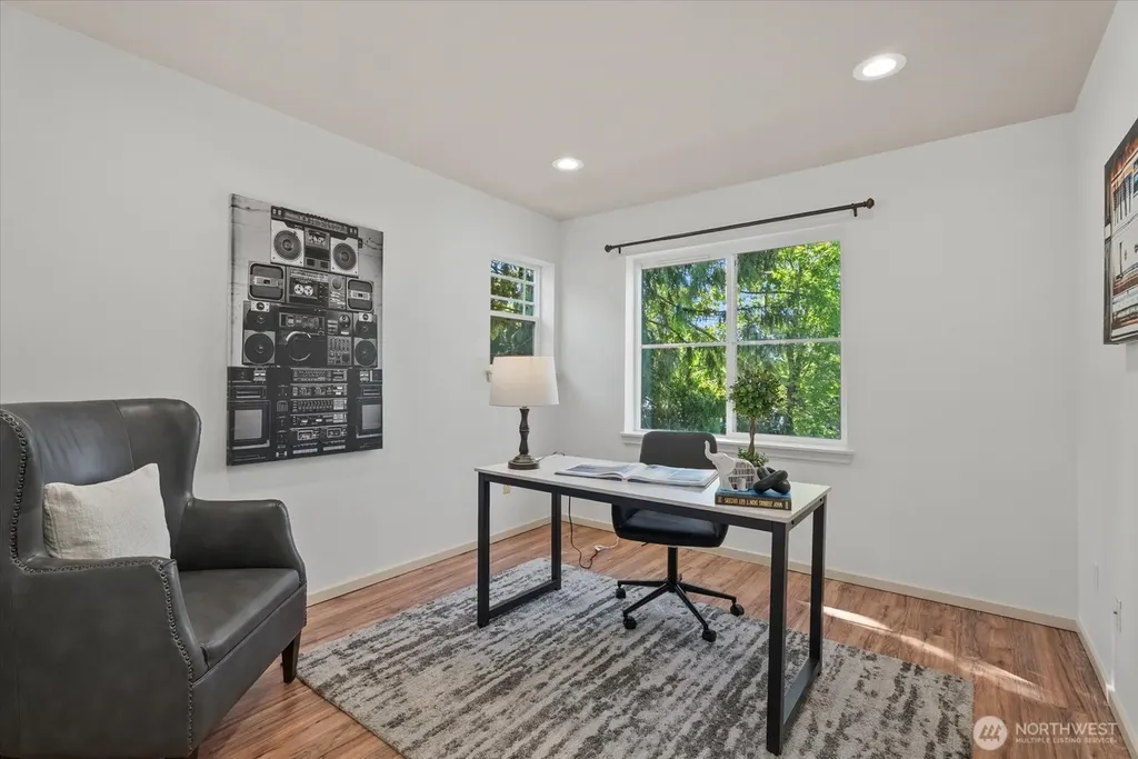 16147 NE 90th Way Redmond WA 98052