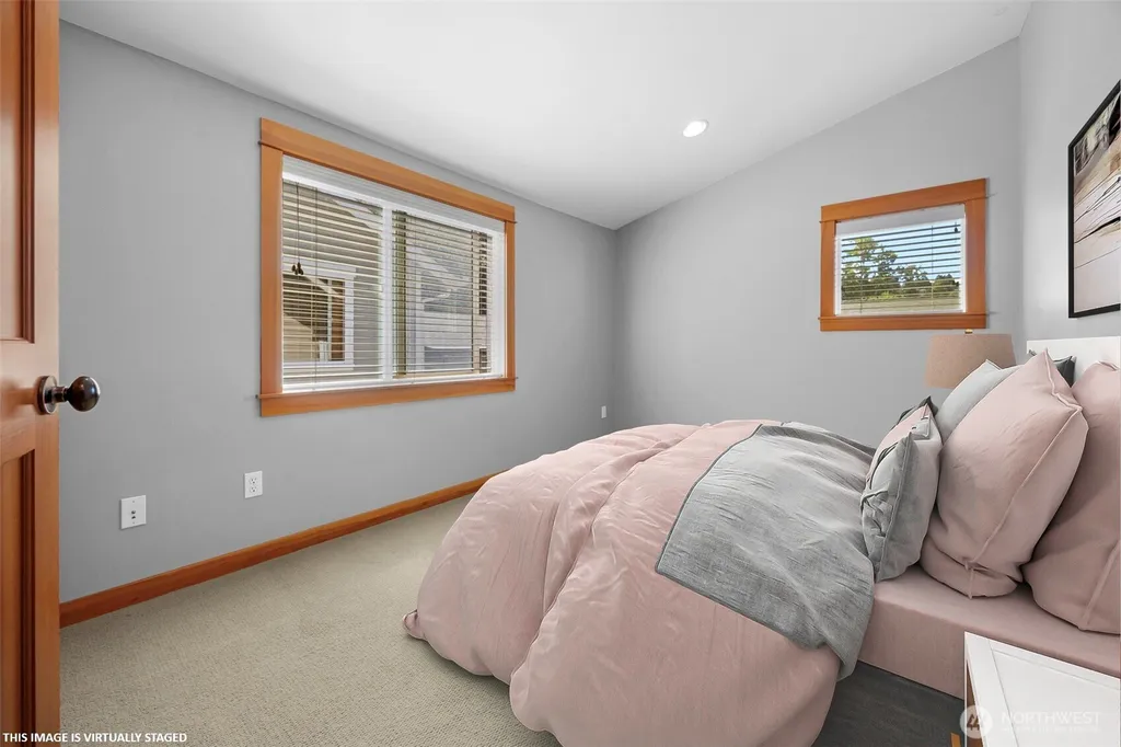 9130 45th Avenue SW Seattle WA 98136