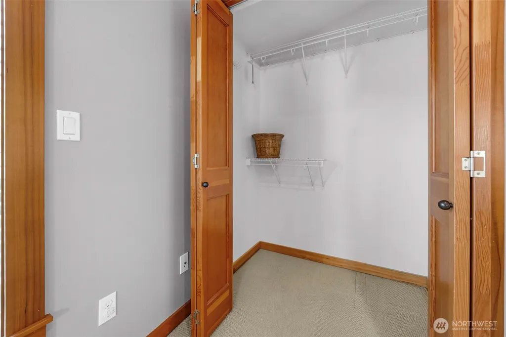 9130 45th Avenue SW Seattle WA 98136