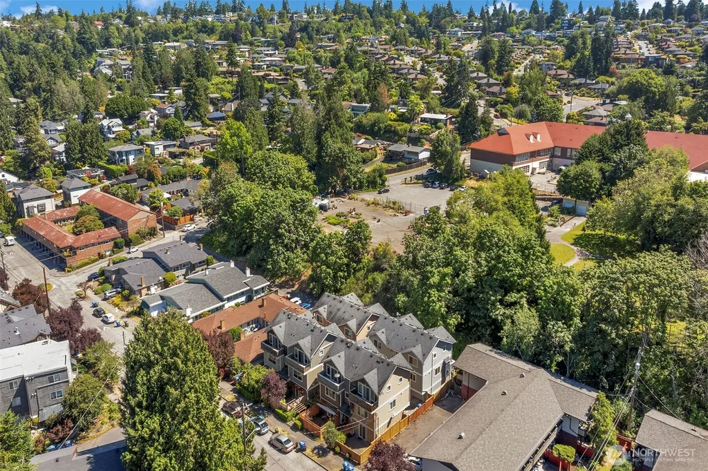 9130 45th Avenue SW Seattle WA 98136