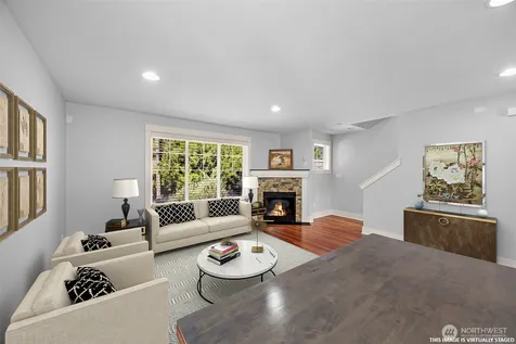 9130 45th Avenue SW Seattle WA 98136