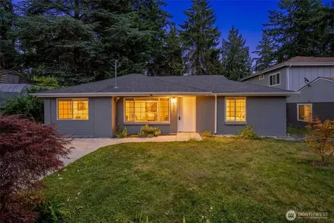 15520 32nd Avenue NE Shoreline WA 98155