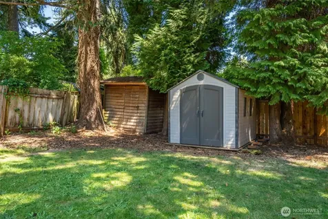 15520 32nd Avenue NE Shoreline WA 98155