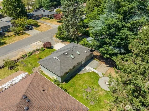 15520 32nd Avenue NE Shoreline WA 98155