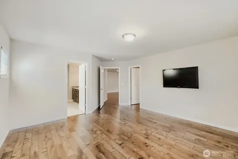 18623 39th Drive SE Bothell WA 98012