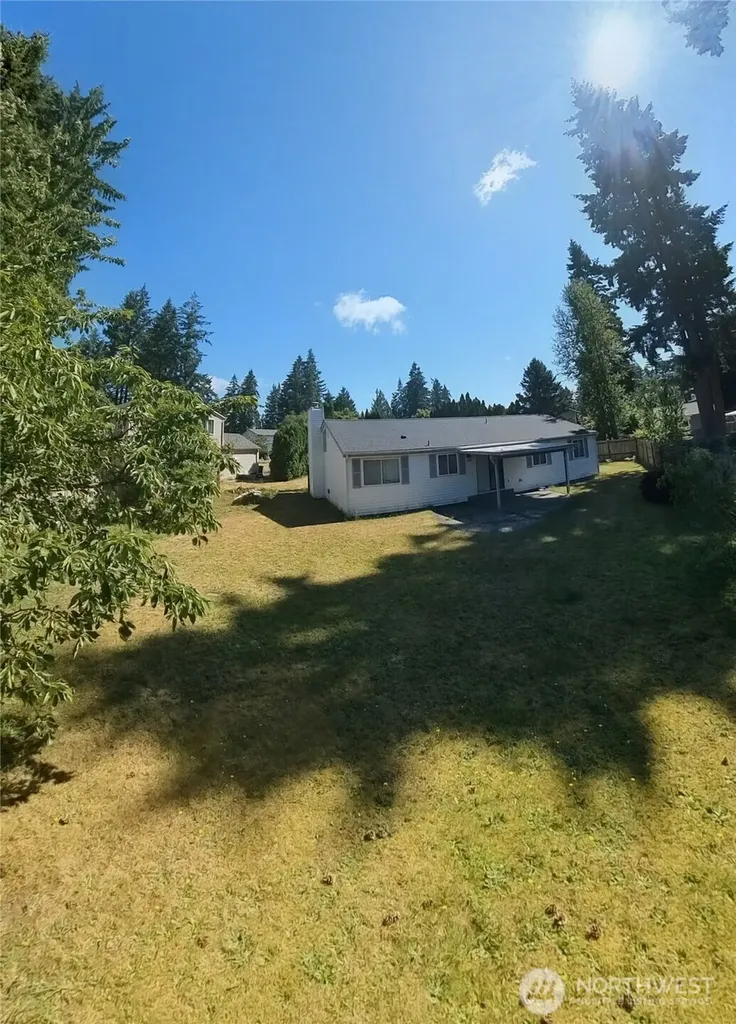 3132 SE Beechcrest Court Port Orchard WA 98366
