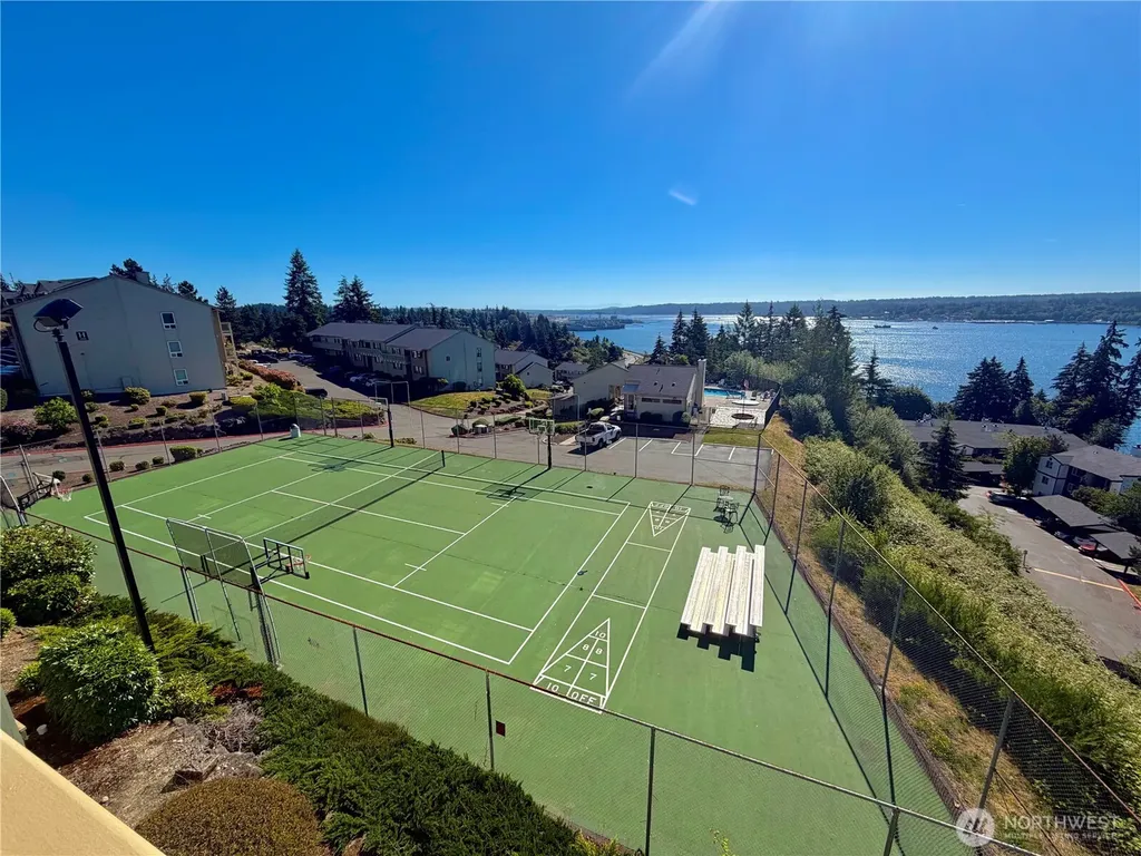 1750 Sunn Fjord Lane Bremerton WA 98312