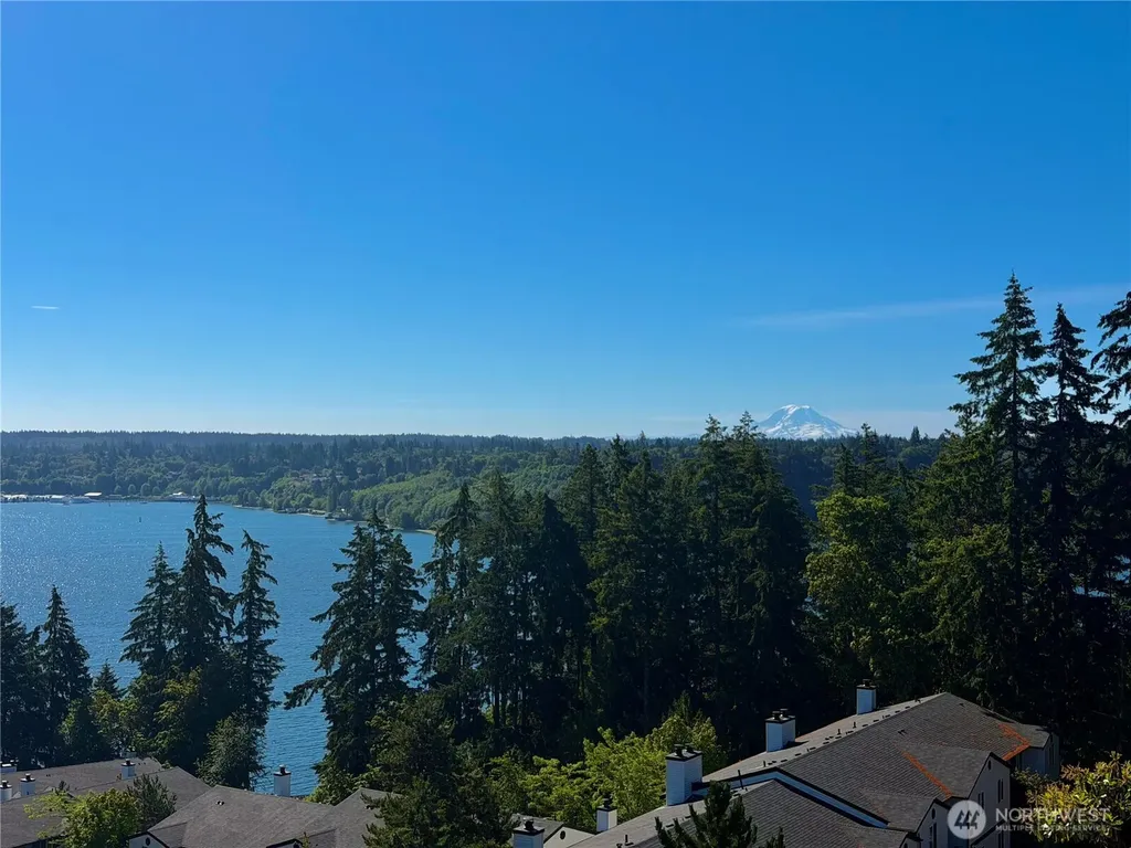 1750 Sunn Fjord Lane Bremerton WA 98312