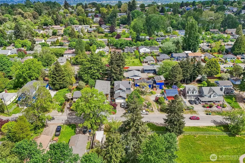 6745 18th Avenue SW Seattle WA 98106