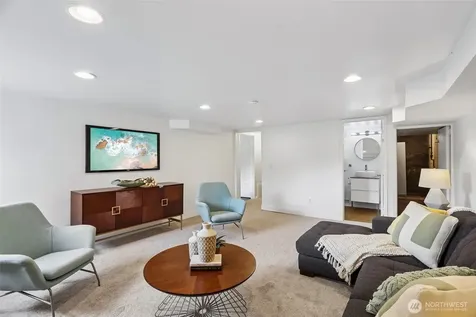 6745 18th Avenue SW Seattle WA 98106