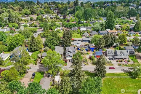 6745 18th Avenue SW Seattle WA 98106