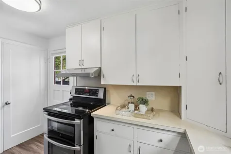 6745 18th Avenue SW Seattle WA 98106