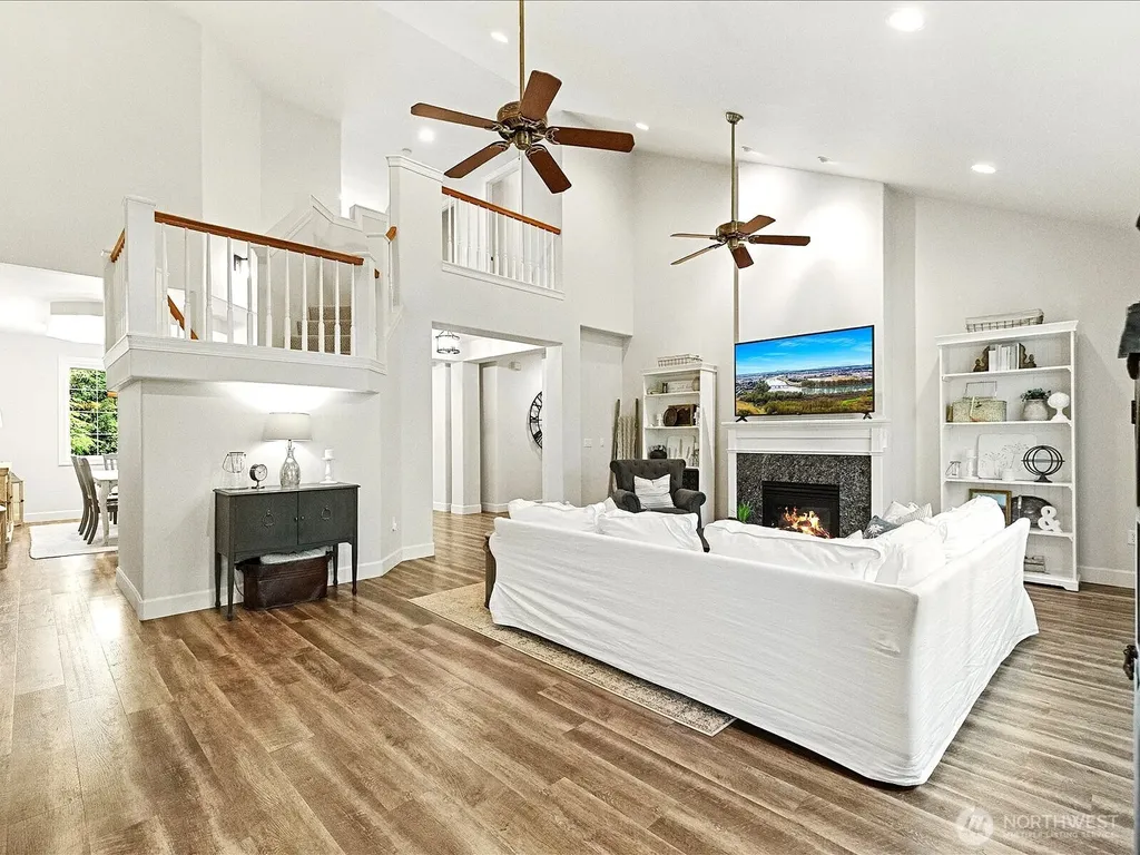 33606 Lake Joy Road Carnation WA 98014