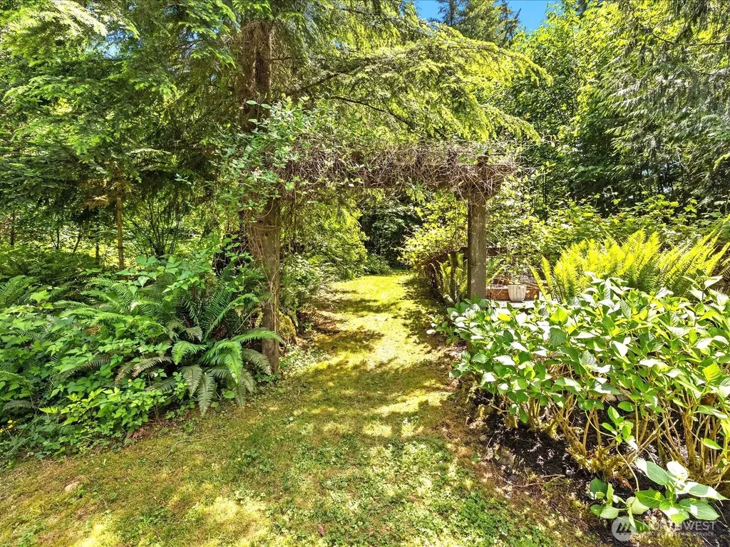 33606 Lake Joy Road Carnation WA 98014